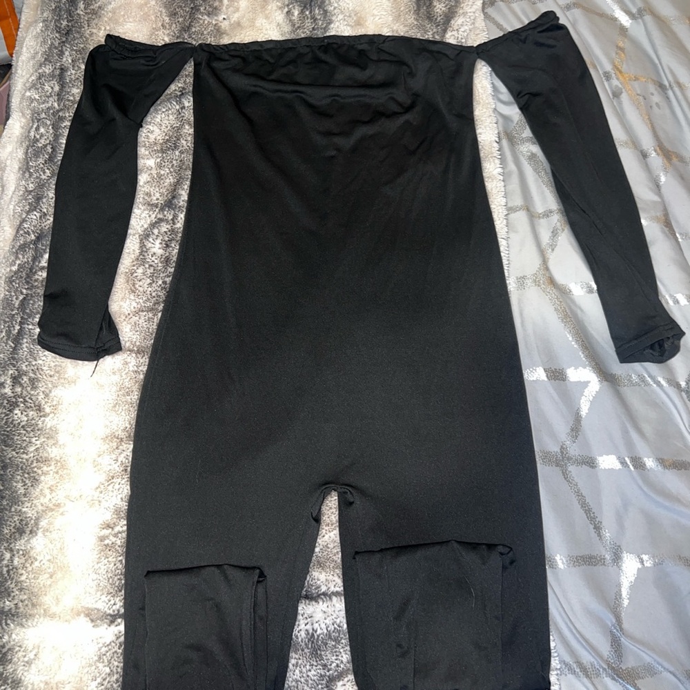 Black off the shoulder long sleeve jumpsuit